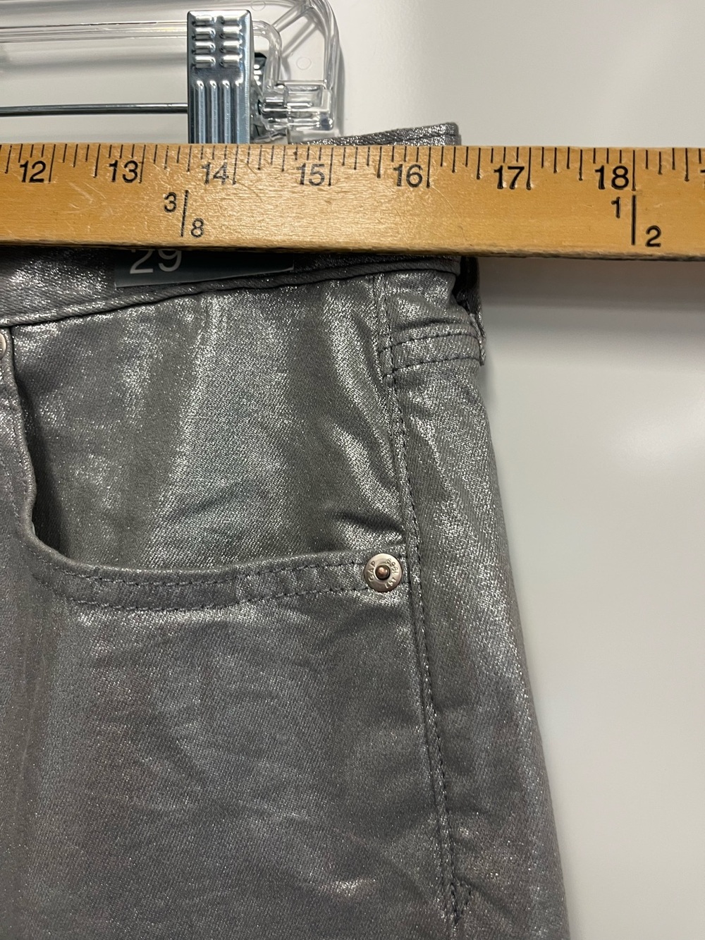 GAP Metallic Cotton Blend Silver Metallic Mid Rise Longline Shorts Sz. 29/8R NWT - Picture 4 of 10